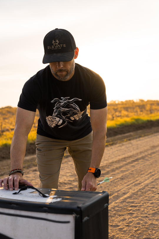 Knuckles Tee